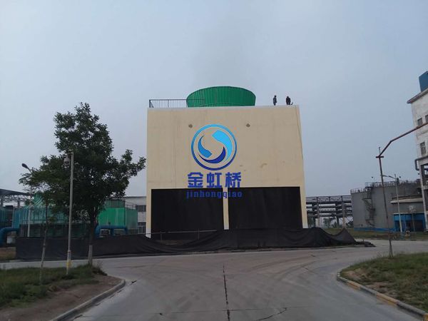 運行在三門(mén)峽義翔鋁業(yè)的WGPS-3000型無(wú)填料混凝土框架冷卻